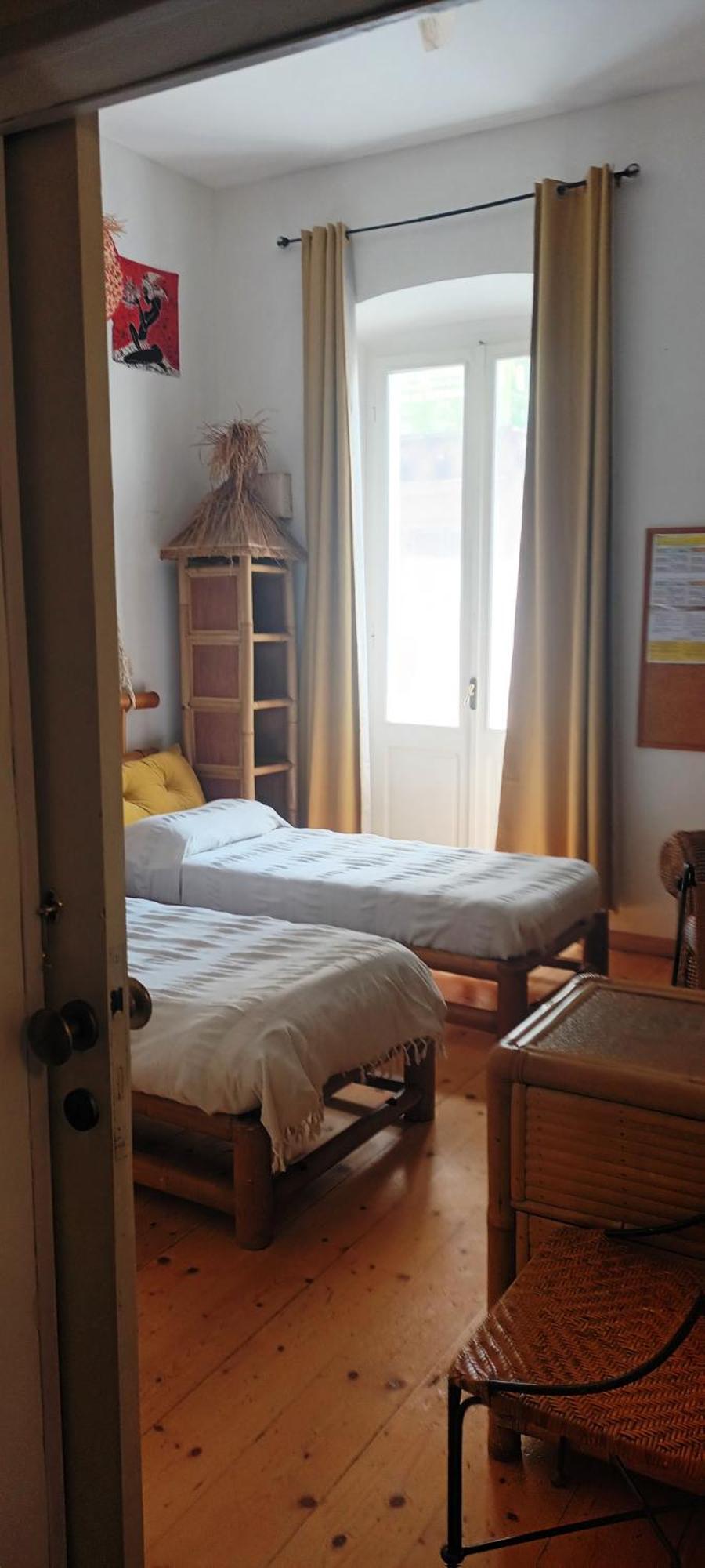 B&B Le Finestre Su Via Cavour Sassari Camera foto